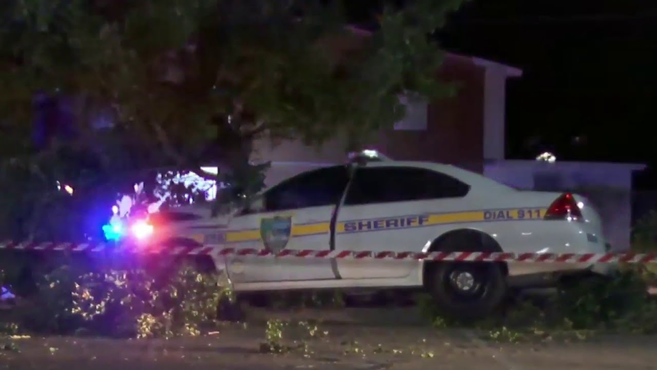 JSO cruiser involved in crash near Family Dollar on Moncrief Road - YouTube