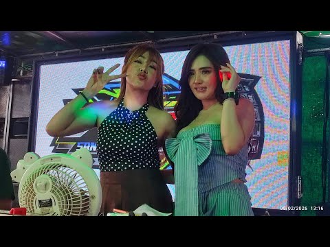 DJ DEVI KITTY DJ ALINDYA UCING PALAK GELAP GELAPAN LIVE OT WIKA SANG PENJELAJAH SUMSEL