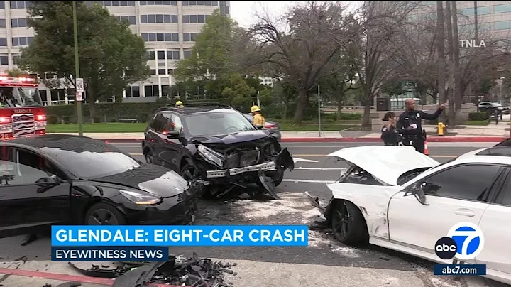 Eight-car crash in Glendale caused by driver who passed out due to medical emergency - DayDayNews