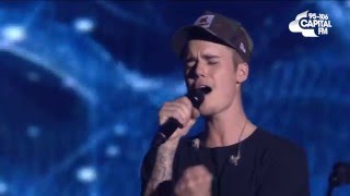 Justin Bieber fans singing   'Love Yourself' Jingle Bell Ball 2015