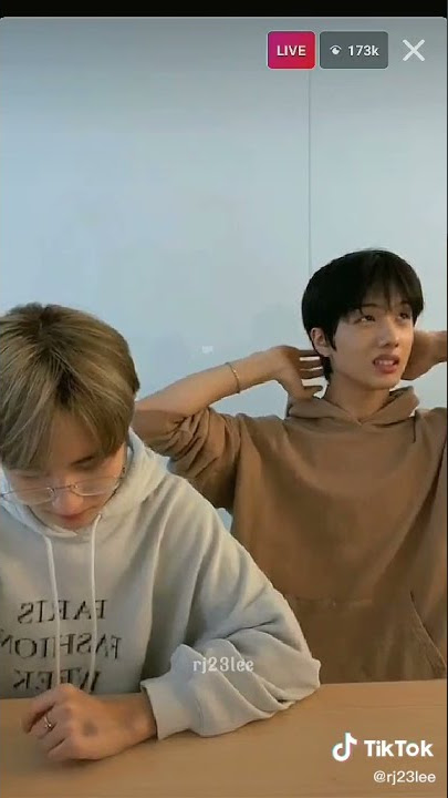 tim ketinggalan😭 #renjun #jisung #nct dream