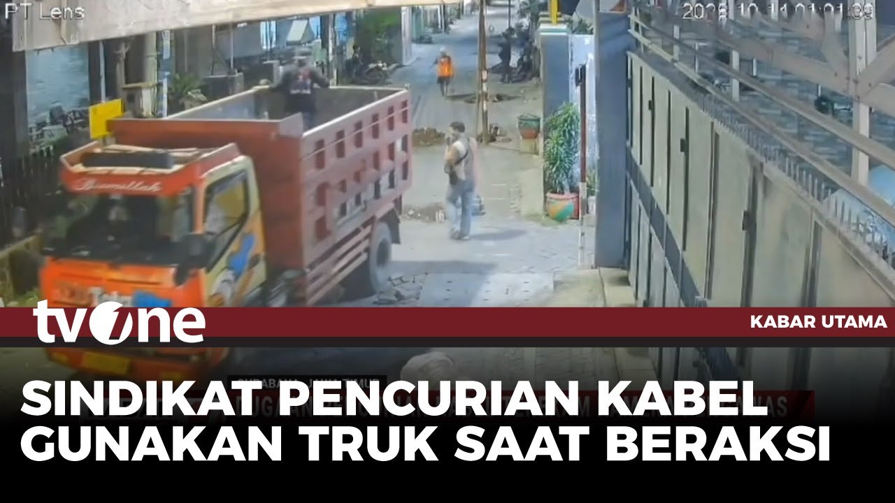 Dugaan Aksi Pencurian Kabel Terekam Kamera Pengawas, Pelaku Datang dengan Truk | tvOne
