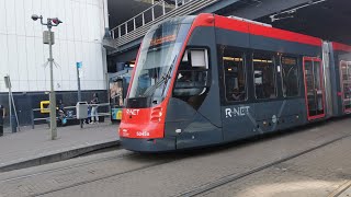 Trams op Den haag centraal