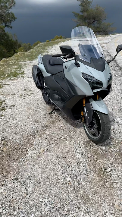 Yamaha TMAX Tech MAX 2025