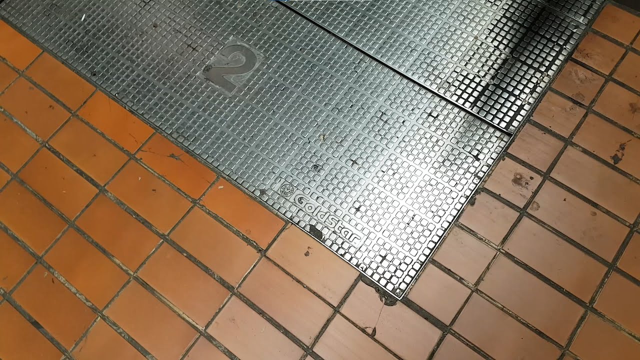 [Full Ride] GoldStar Escalators at Hi-Tech Mall, Surabaya