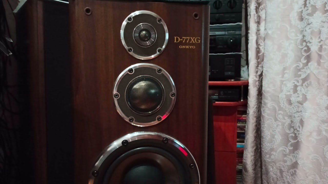 Kenwood KA-1100D against Kenwood KA-7090R(1)