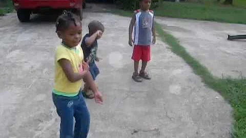 The McLaurin Kids Dancing