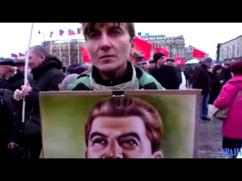 Люди сошли с ума. Памятник Сталину на Красной площади, иконы и помешательство россиян.