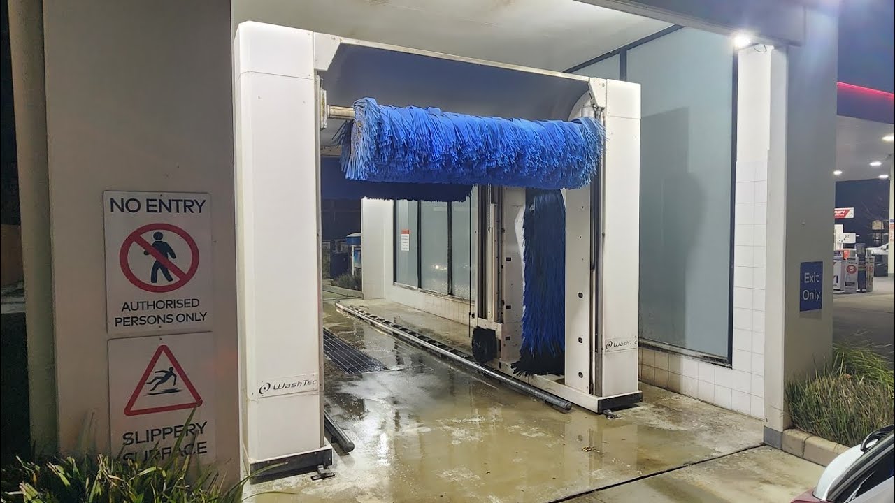 WashTec SoftCare 2 Juno Classic at Ampol with Foodary in Braddon, ACT 