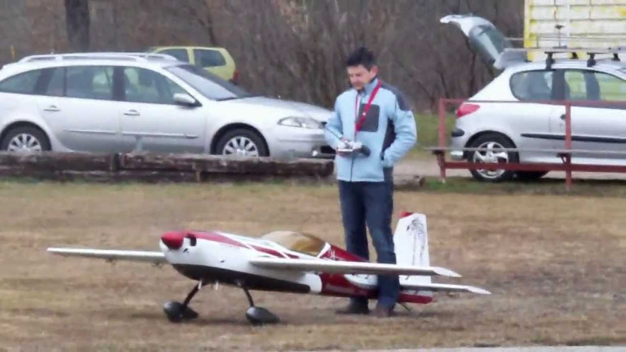 RC Extra 330 S - YouTube