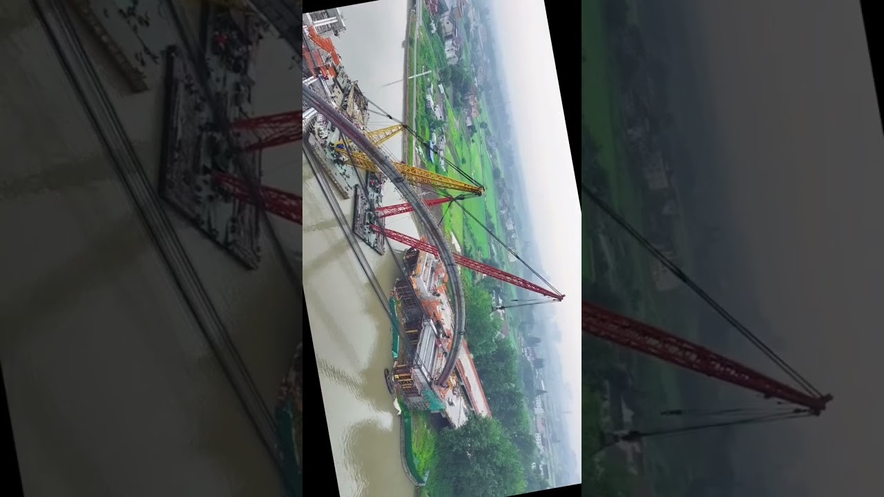 Steel arch bridge installation 