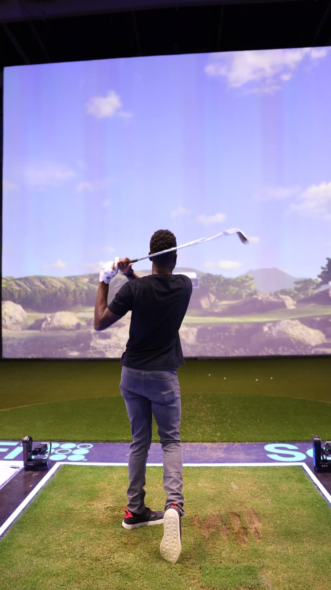 The World's Largest Golf Simulator