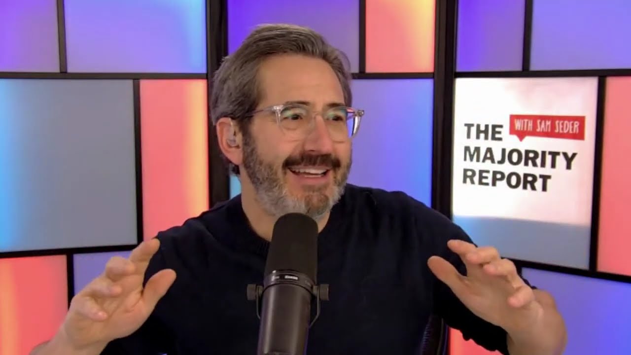 Trump Readies Iran Invasion; To Tax Cut Or Not To Tax Cut w/ Perry Bacon, Sen Chris Van Hollen