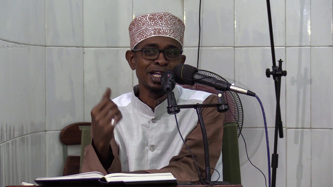 UMUHIMU WA KUZUNGUMZA MAZURI