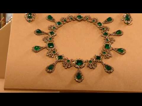 Video: What Jewels Can Be Seen In Museums Around The World