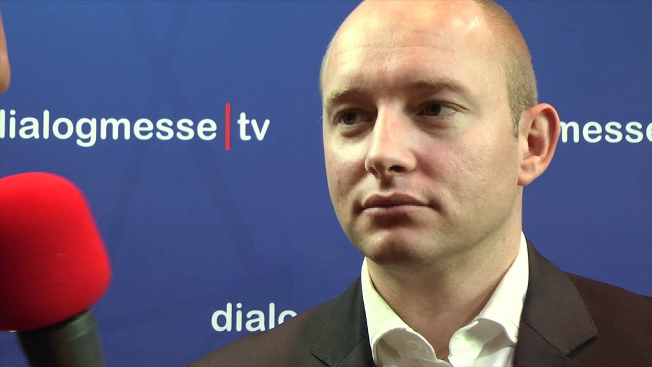 Update Social Media Power Networker Marcel Schlee live zur b2d Düsseldorf