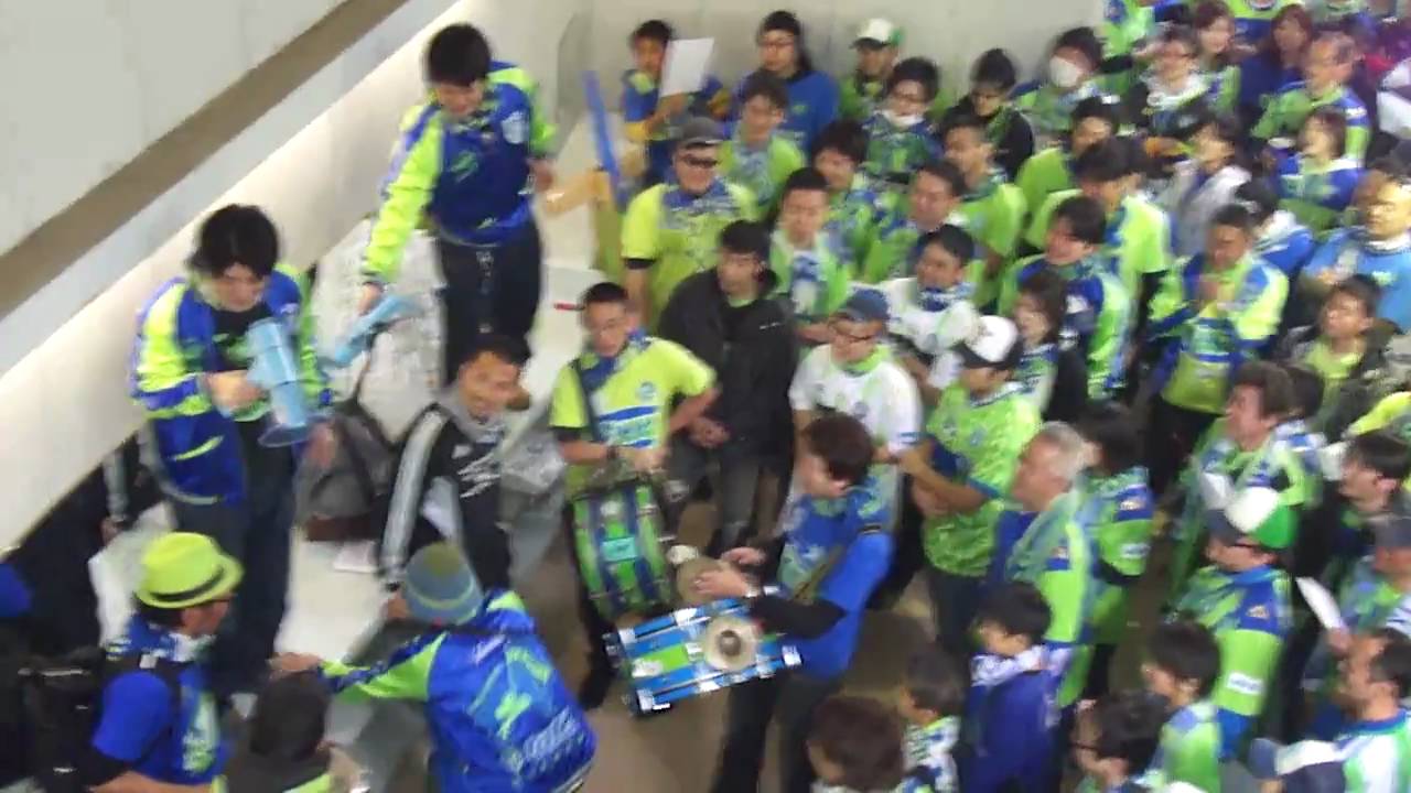 11 J2開幕戦 湘南ベルマーレ決起集会 新チャント 佐々木竜太 巻佑樹etc Youtube 11 J2開幕戦 湘南ベルマーレ決起集会 新チャント 佐々木竜太 巻佑樹etc Youtube