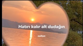 Hande Yener - Alt dudak speed up  Şarkı sözleri/ Lyrics