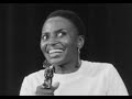 Capture de la vidéo Miriam Makeba 'Amampondo' (The Breathing Song) Live Cuba 1972