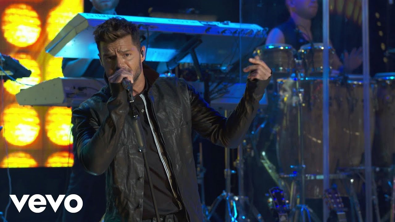 Ricky Martin Livin La Vida Loca Live On The Honda Stage At The Iheartradio Theater La Youtube