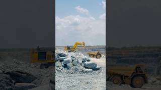 #MiningExcavator#Excavator#HeavyEquipment#Mining#Earthmoving#BigMachines#HeavyMachinery#MiningLife