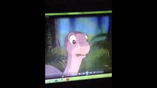 Little foot eating dry tree star