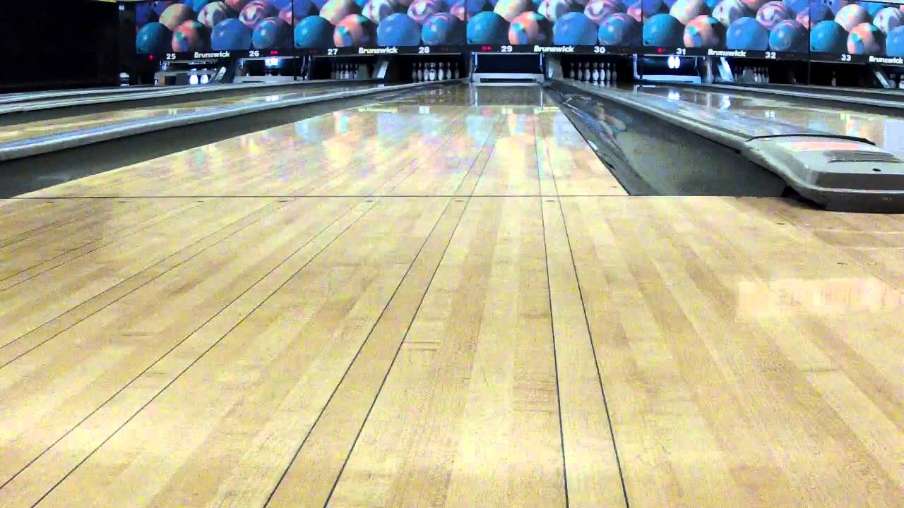 Bowling Practice 2 19 12 Close Up On The Lanes YouTube