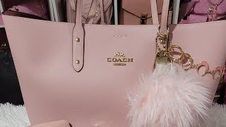 What's In My Coach Town Tote🌸🌸