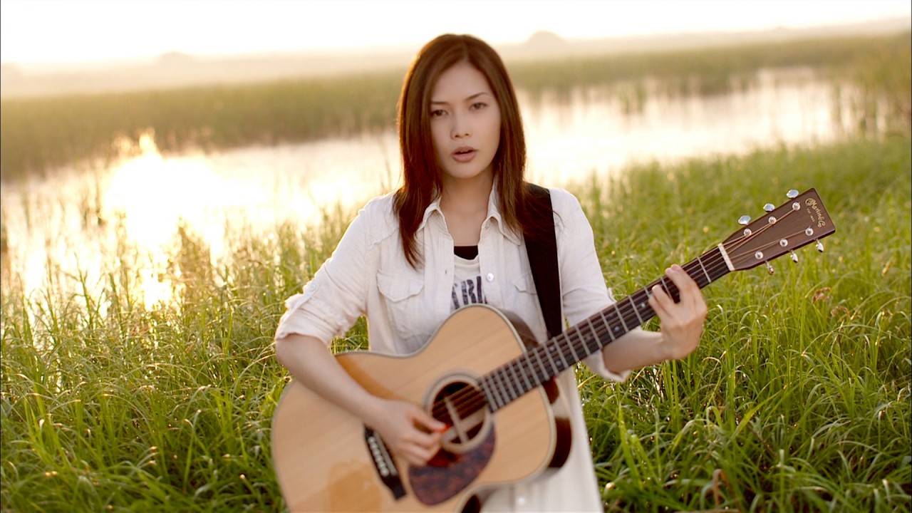 Green a.live』 - YUI - YouTube