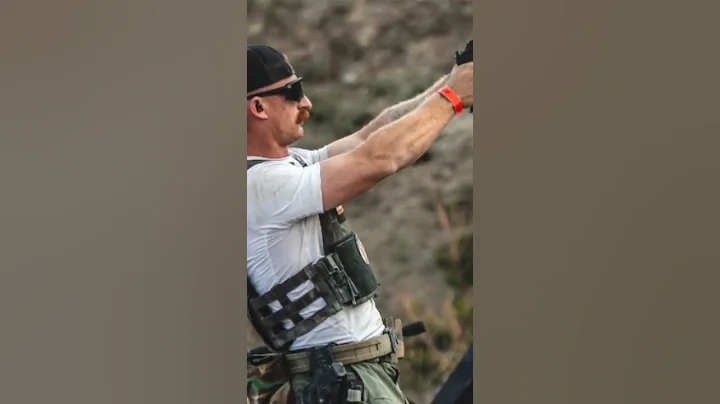 Butthurt Cop Harasses Concerned Citizen for Taking Pics