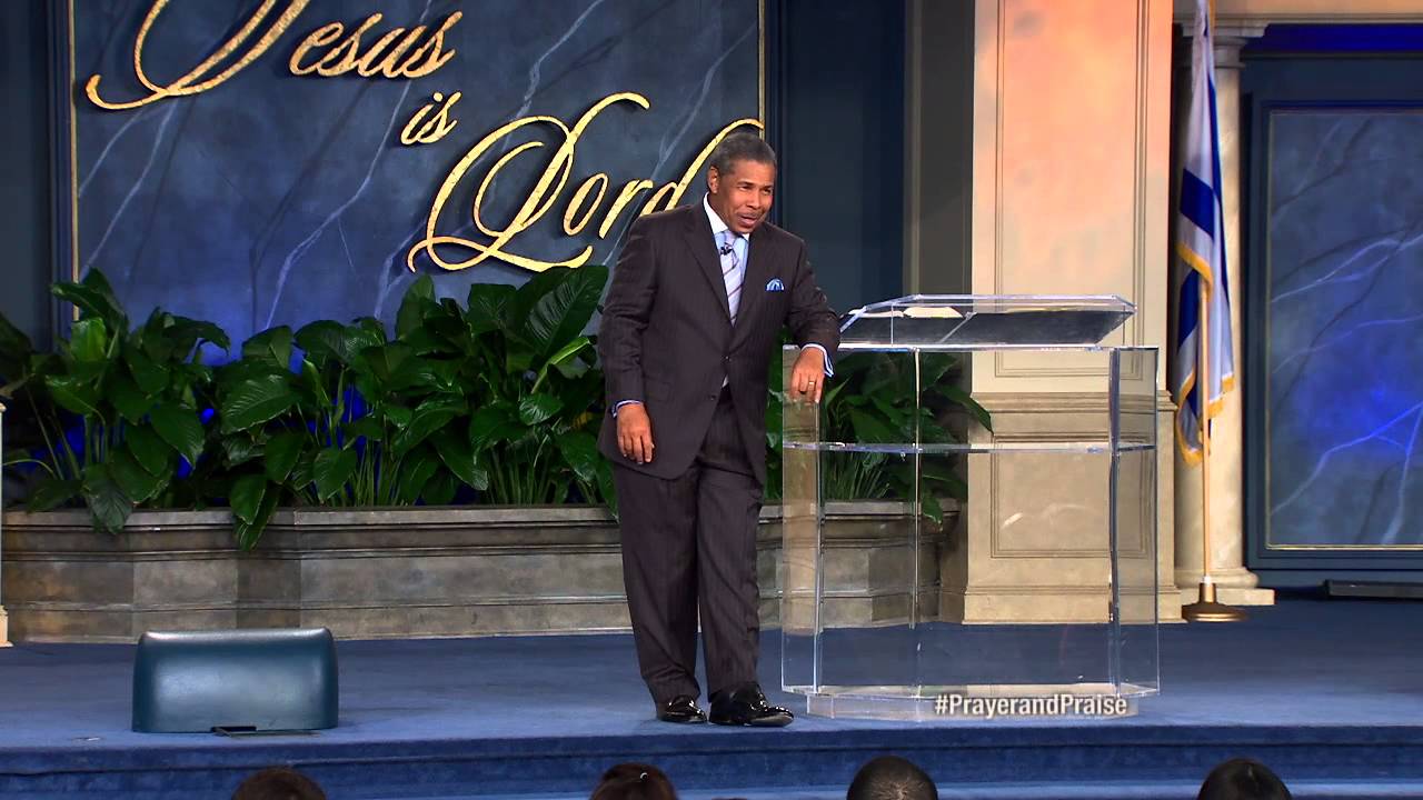 The Power of Prayer and Praise Vol 2 Pt. 1 | Dr. Bill Winston - YouTube