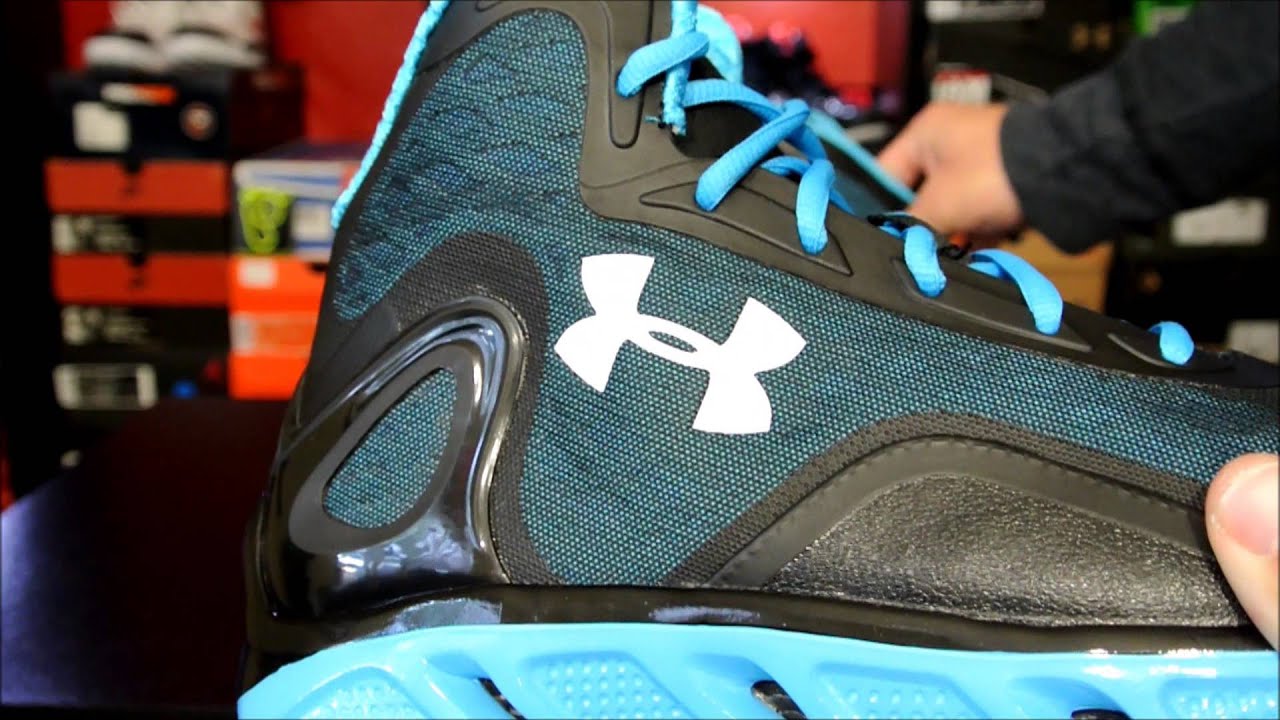 Under Armour Bionic - YouTube