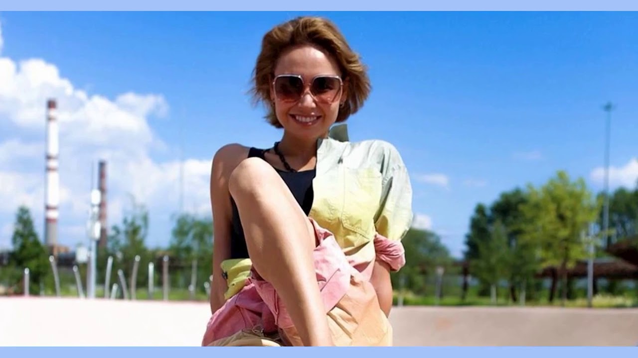 Утяшева Фото В Купальнике