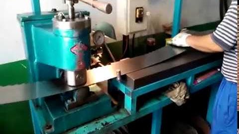Band Saw Blade Rolling Machine