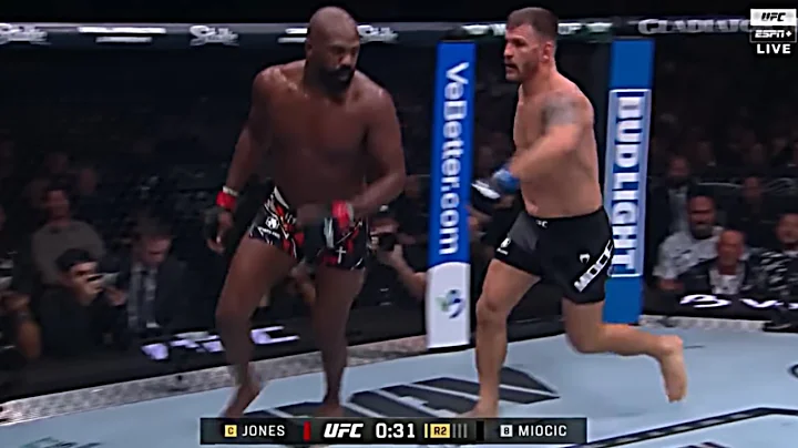 Jon Jones Running 🦆