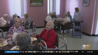 Protesters Call For Federal Probe Into New York State Nursing Home Coronavirus Deaths