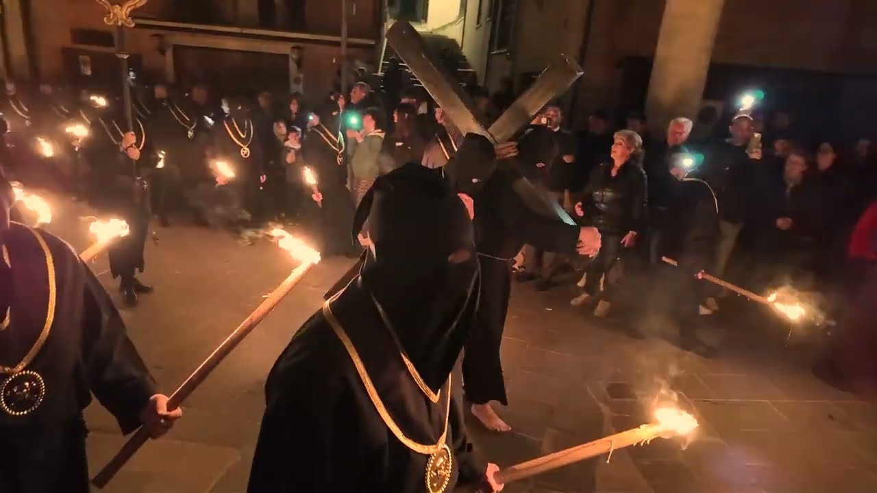 Lanciano - Processione degli incappucciati (18/04/25)