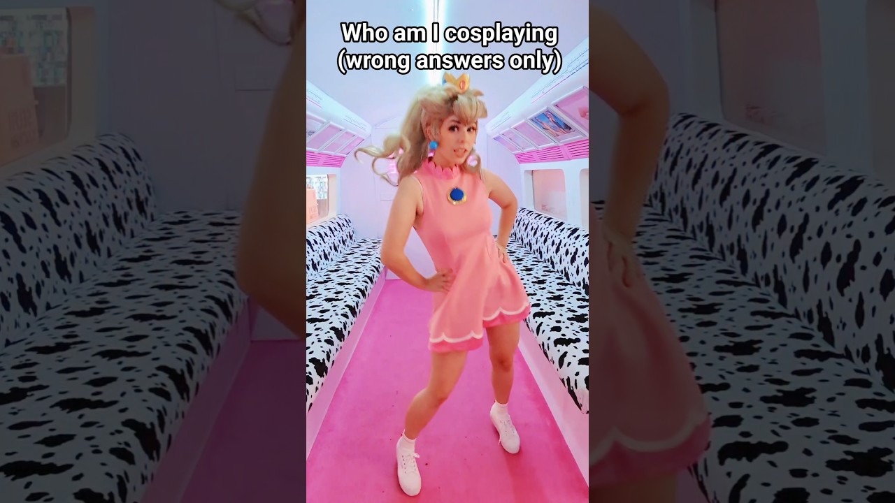 wrong answers only 😈 #nintendo #princesspeach #mario #mariokart #cosplay #comiccon  #mariomovie