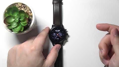 How to Customize Shortcut Buttons in FOSSIL Carlyle GEN 5 – Assign Apps