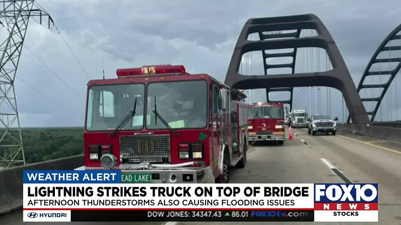 Lightning strikes truck during a day of rain and flooding YouTube