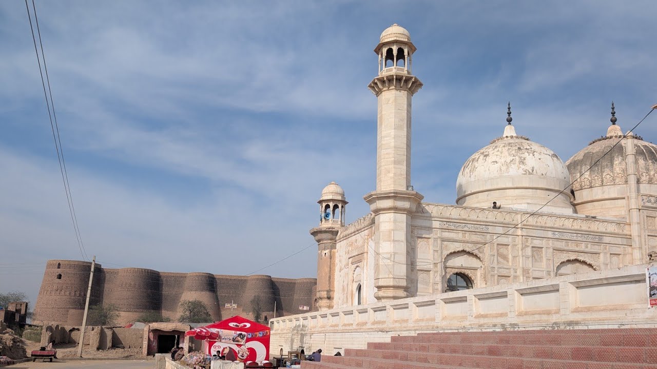 Derawar Fort Visit | 1000-Year-Old Desert Giant of Pakistan
