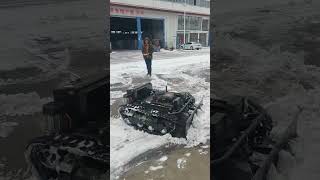 Hello boss, do you like this remote control snow blower? WhatsApp8615092792680……