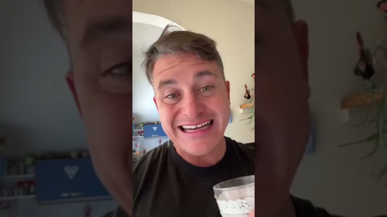 Nonno Faustino mangia le PENNE 🖊️ 😂