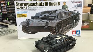 Building the Tamiya 1/35 Stug III ausf B , plastic models