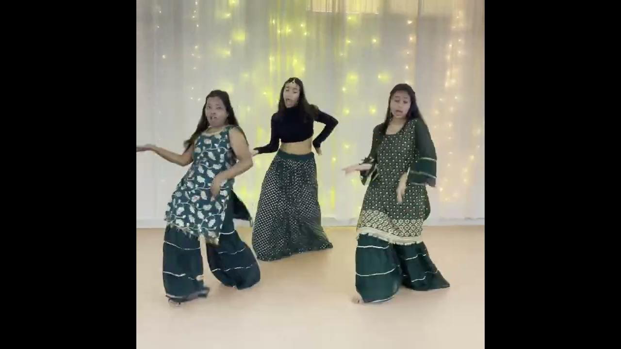 London Thumakda Dance || Wedding Choreography by Niyat #Shorts London Thumakda Dance || Wedding Choreography by Niyat #Shorts