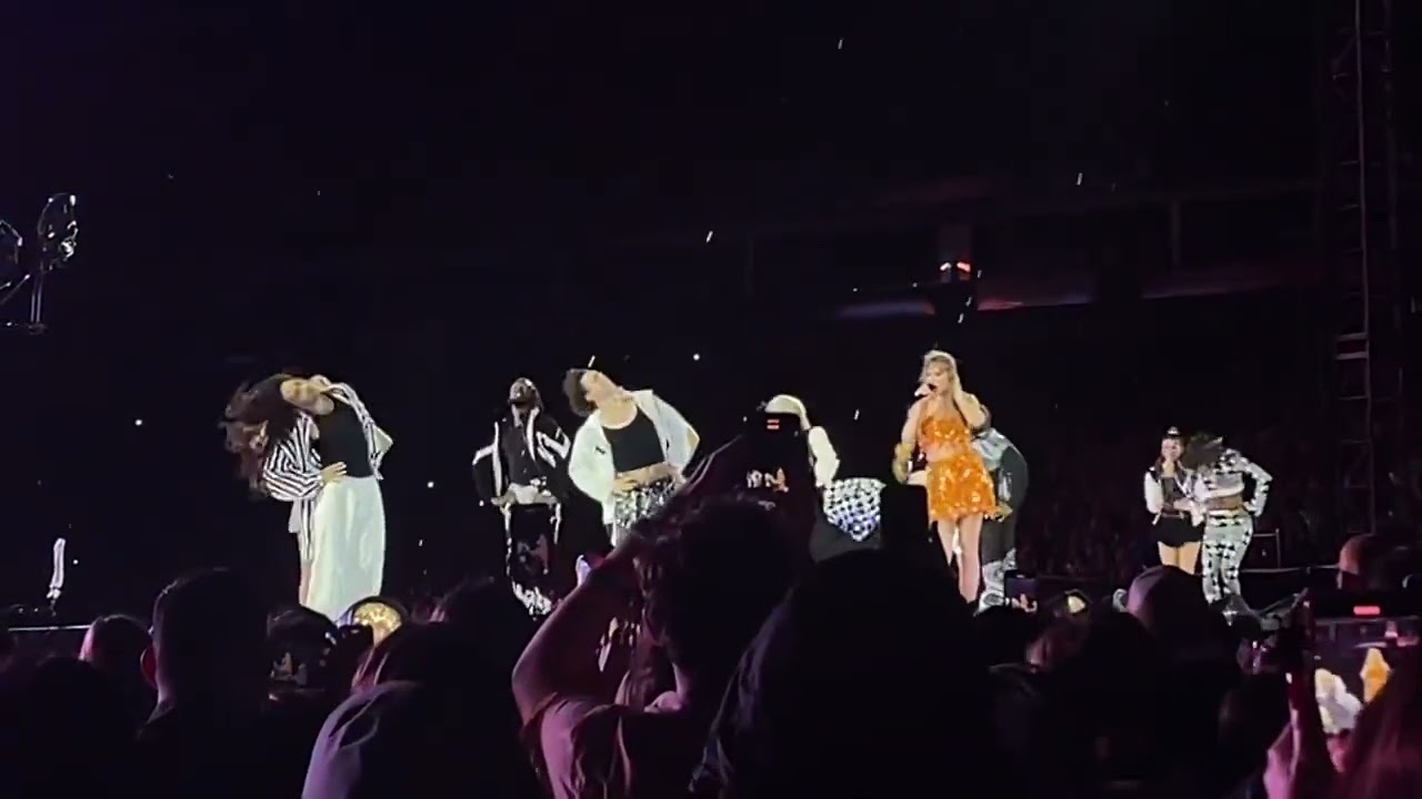 Taylor Swift - Shake It Off (Live Eras Tour Nashville) (Night 3)