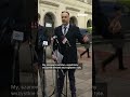 Kowalski: jesteśmy partią wysokich standardów. Przechodzień: chyba pan żartuje
