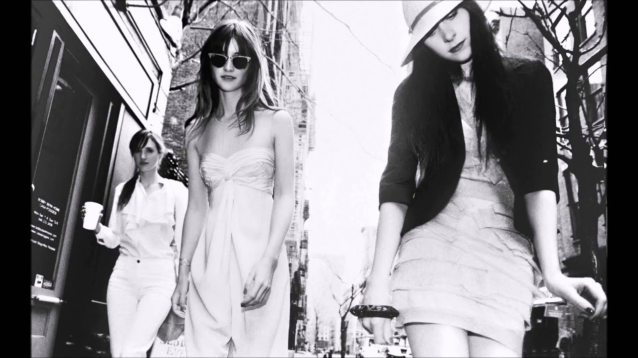 Au Revoir Simone - Gravitron