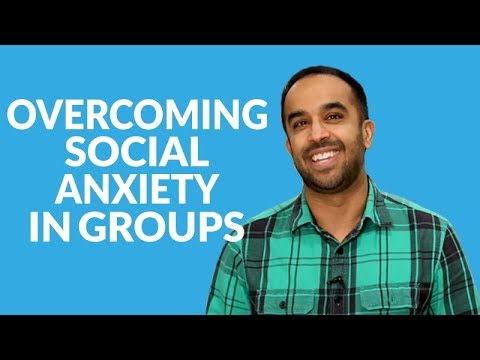 Como a ansiedade de lidar com social em grupo com Neil Pasricha