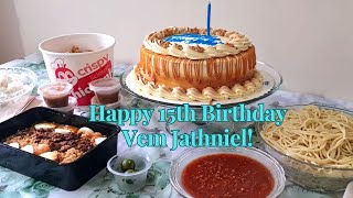 Jollibee Fried chicken & Pancit Palabok, Goldilocks Cake & Double Dutch Ice Cream Simple Celebration by Emily and Son Travel & Food 182 views 6 months ago 4 minutes, 6 seconds
